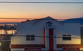 Shoreline Suites